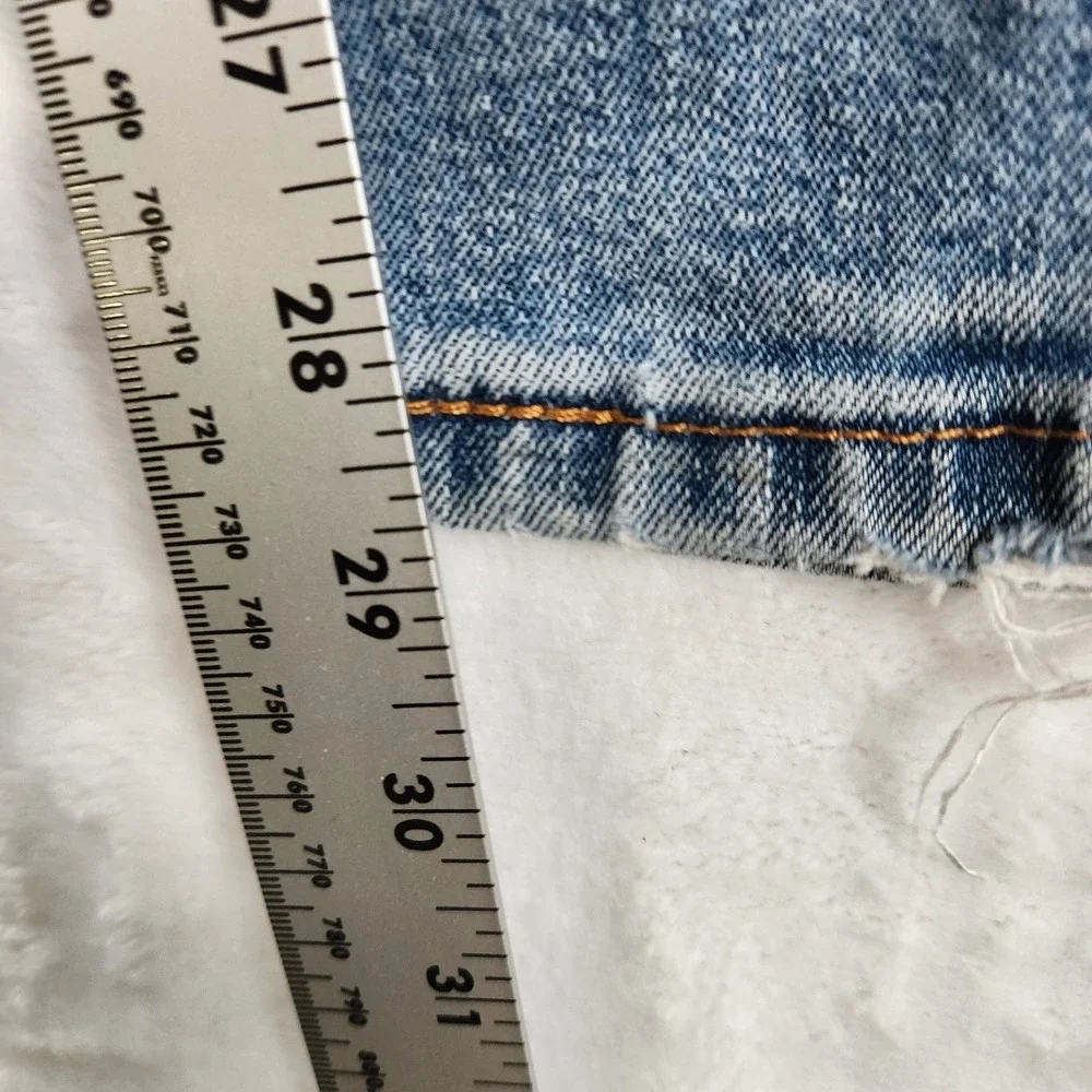 Vtg Levi's‎ 505 Regular Fit Jeans 30x30 Distressed Knee Rips Light Wash